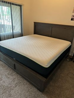 Cali King Bed With Mattress