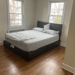 Pvt Bedroom With Pvt Bathroom