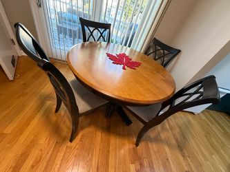 Oval Dining Table with 4 Chairs