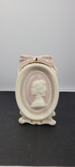 Vintage Victorian Style Cameo Ceramic Vase Planter Pink Gold Trim Shabby Chic