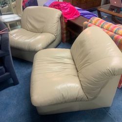 2 X Vintage Leather Chairs