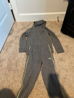 PUMA SWEATSUIT