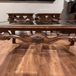 1 Coffee Table And 2 Side tables. Thomasville.