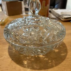 Anchor Hocking Early American Prescut Glass Candy Dish