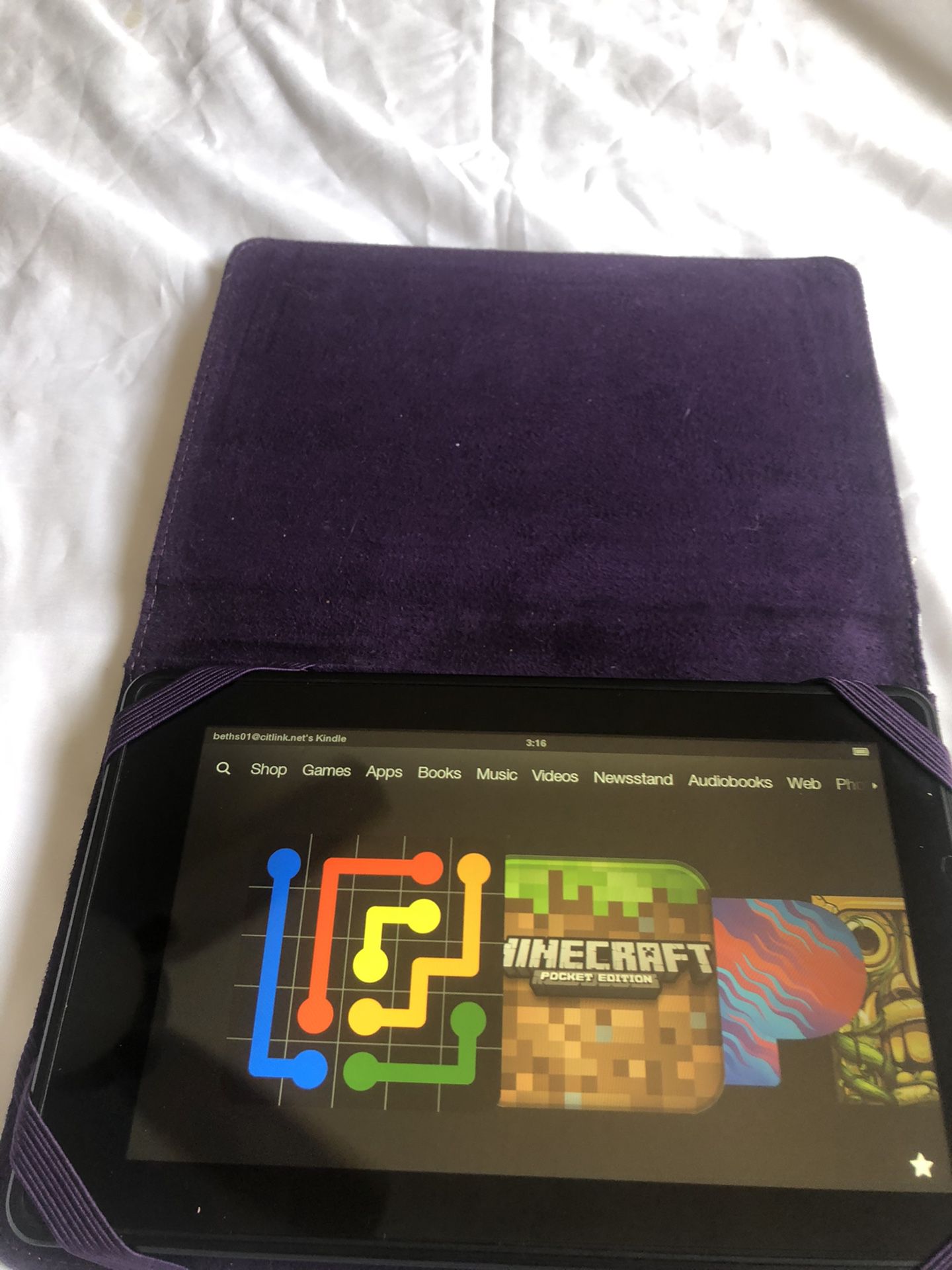 KINDLE FIRE WIRELESS WITH CASE COVER