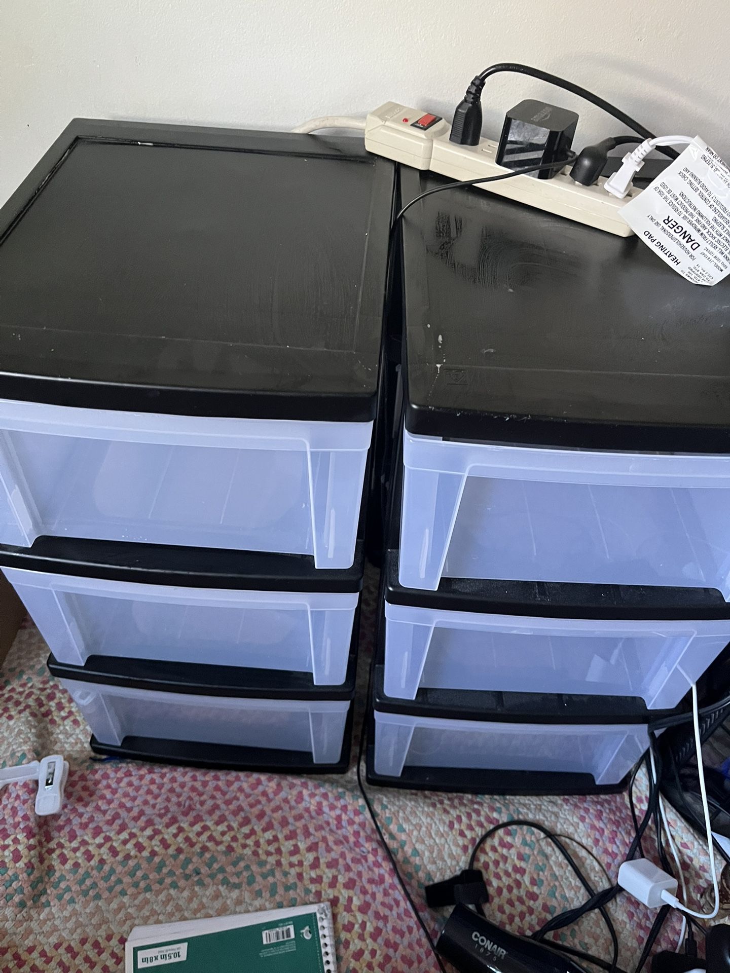 Plastic Drawers Set