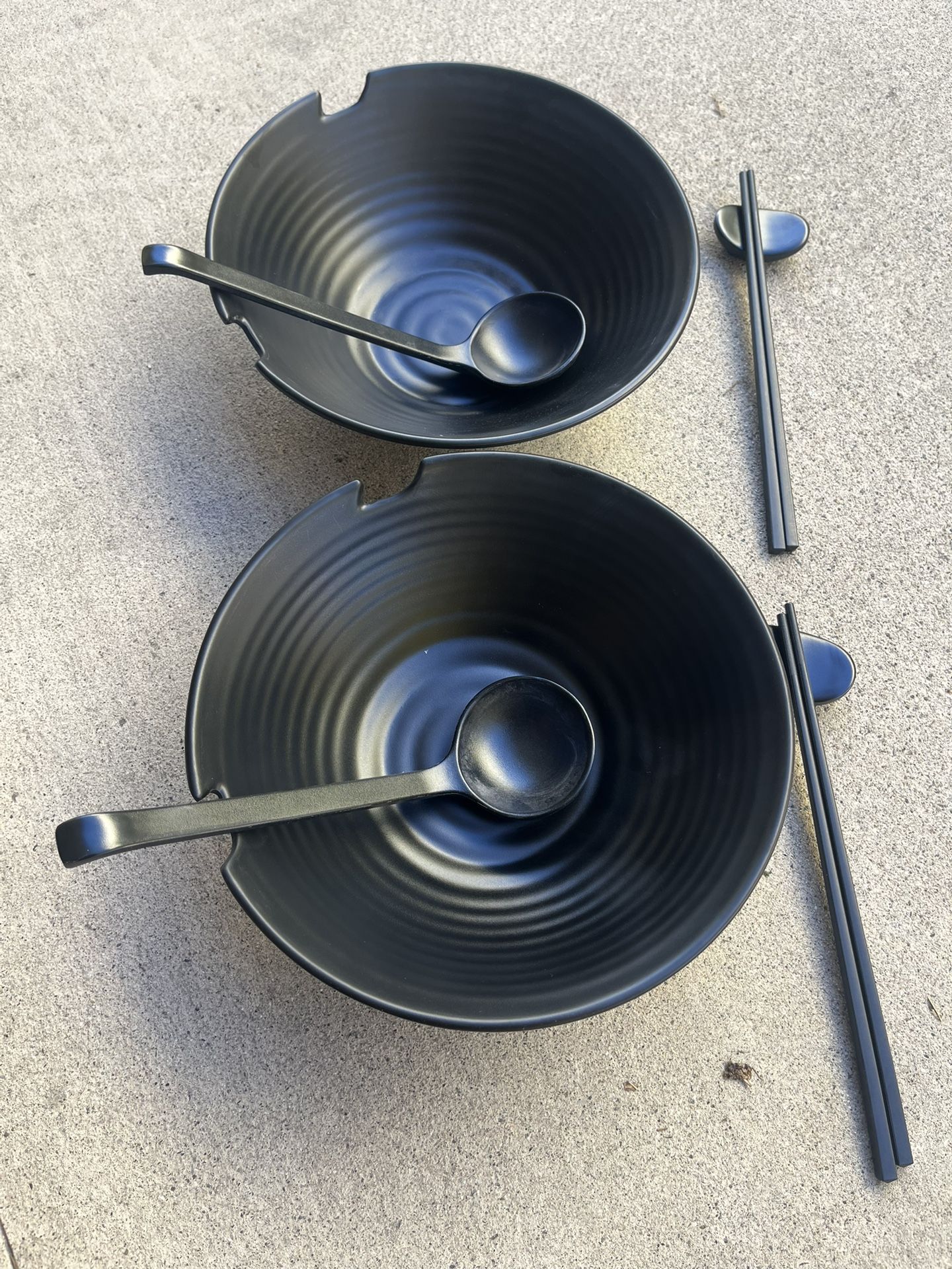 Brand New Japanese Ramen Bowl Set (2 Sets) – With Chopsticks & Spoons& Holder Perfect for gifting