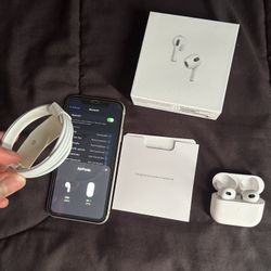 AirPod Generation 3 With Lighting Cable 