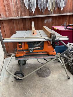 Rigid Table Saw TS2400-1