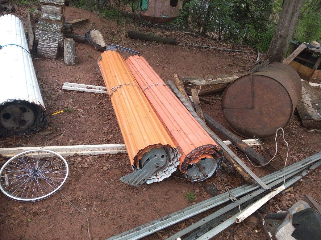 Roll Up Door S. 9ft