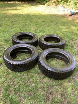 Snow Tires - Bridgestone Blizzaks 225/65R17 102R