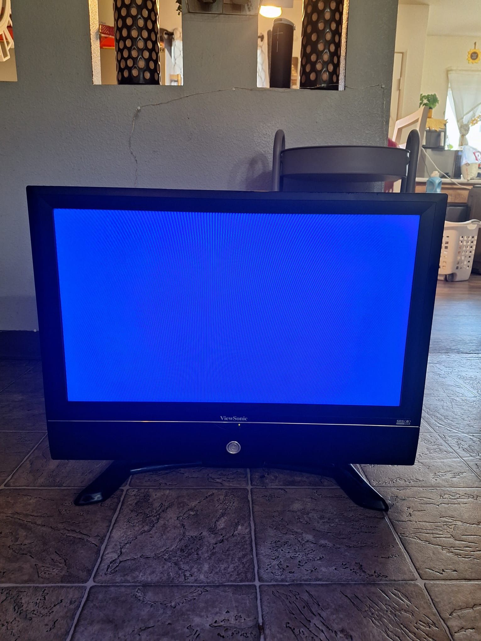 ViewSonic N2750w 27" NEXTVISION®️ WIDE-SCREEN LCD TV WITH SRS WOW SURROUND SOUND