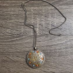 Vintage Tibet Silver Pendant Necklace

