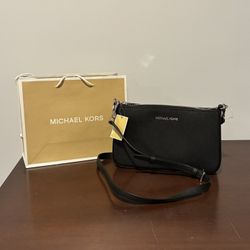 MICHAEL KORS Medium Saffiano Crossbody Bag 