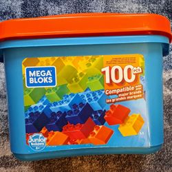 Mega Bloks 100 Piece Set With Container Gift PRE-OWNED 