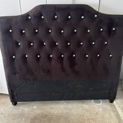 Full/Queen Headboard And Ottoman