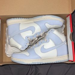 Nike Dunk High W - 8.5