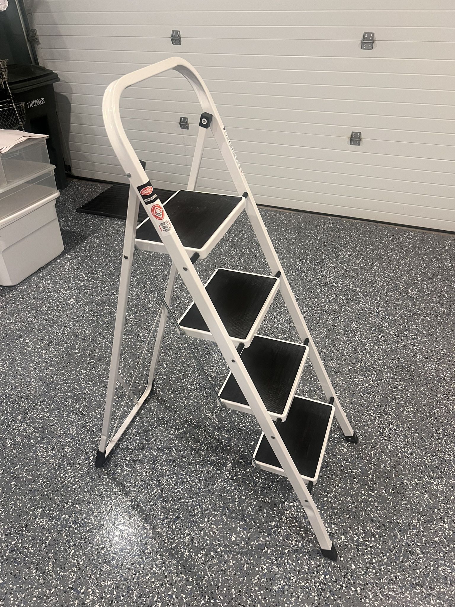 Delxo Brand New 4 -Step Safety Ladder ($77msrp)