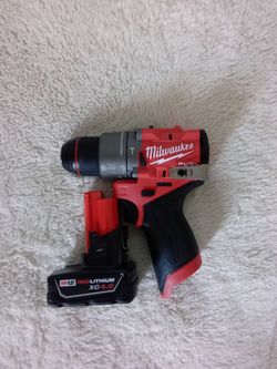 Milwaukee m12 fuel hammer drill