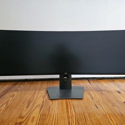 Dell 49 inch monitor -U4919DW