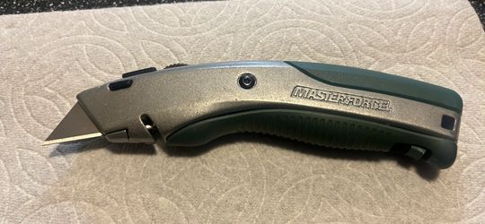 Masterforce utility knife