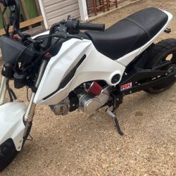 Ice Bear 125cc Grom Clone 