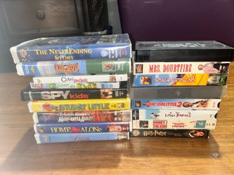Bundle VHS & cd kid movies