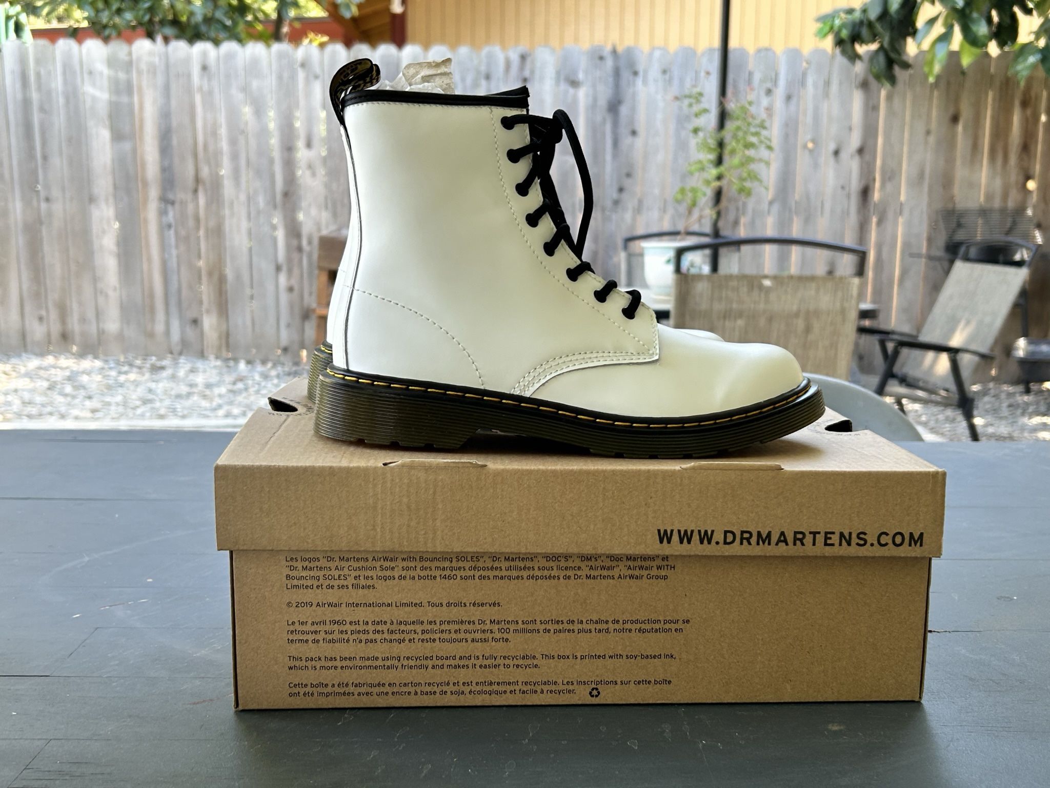 Dr. Martens Lace Up 1460Y Doc White Combat Boots Womens Size US 7