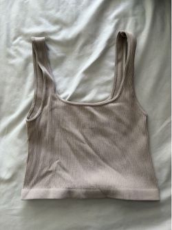 Grey top