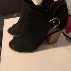 Women Black High Heals 