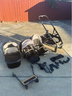 UPPAbaby Vista V2 Double Bundle - $1,800+ VALUE! Priced to Sell FAST + Free Extras! (Read Desc)