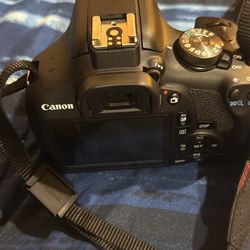 Canon EOS REBEL T7