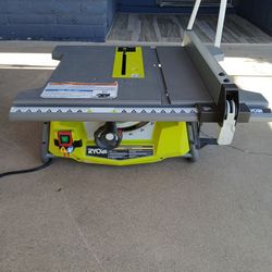 TABLE SAW 