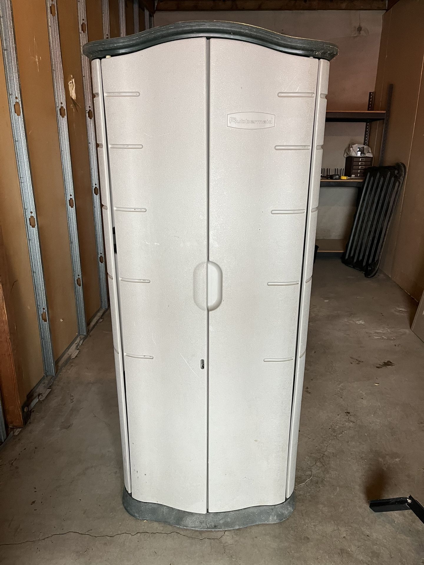Rubbermaid Shed