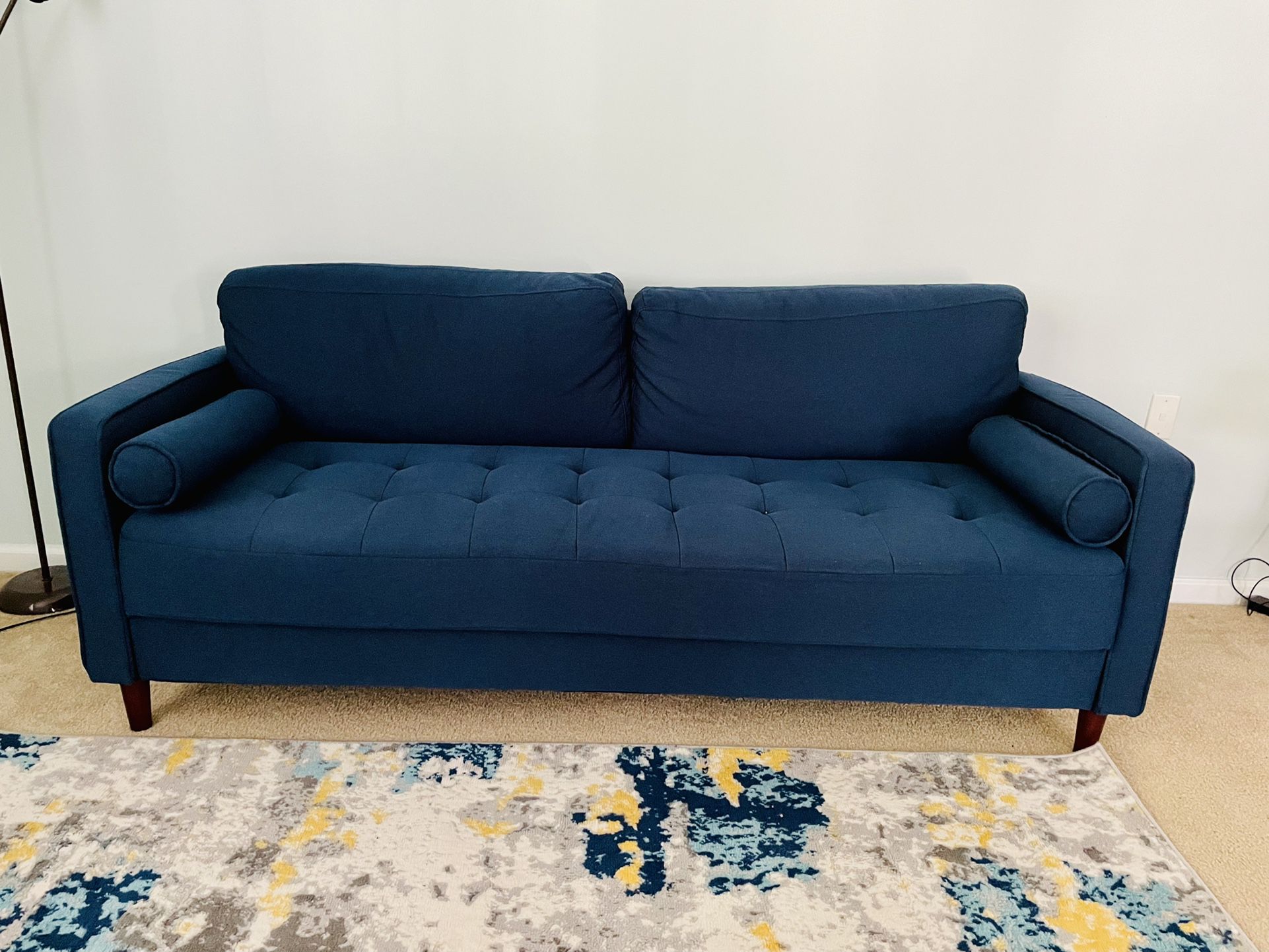 Beautiful Sofa. Like New & Excellent Condition.