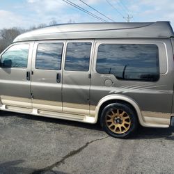 2004 Chevrolet Express