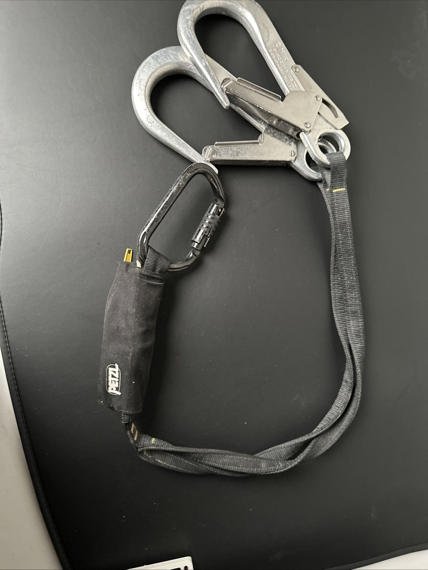 Petzl Absorbica Y double lanyard