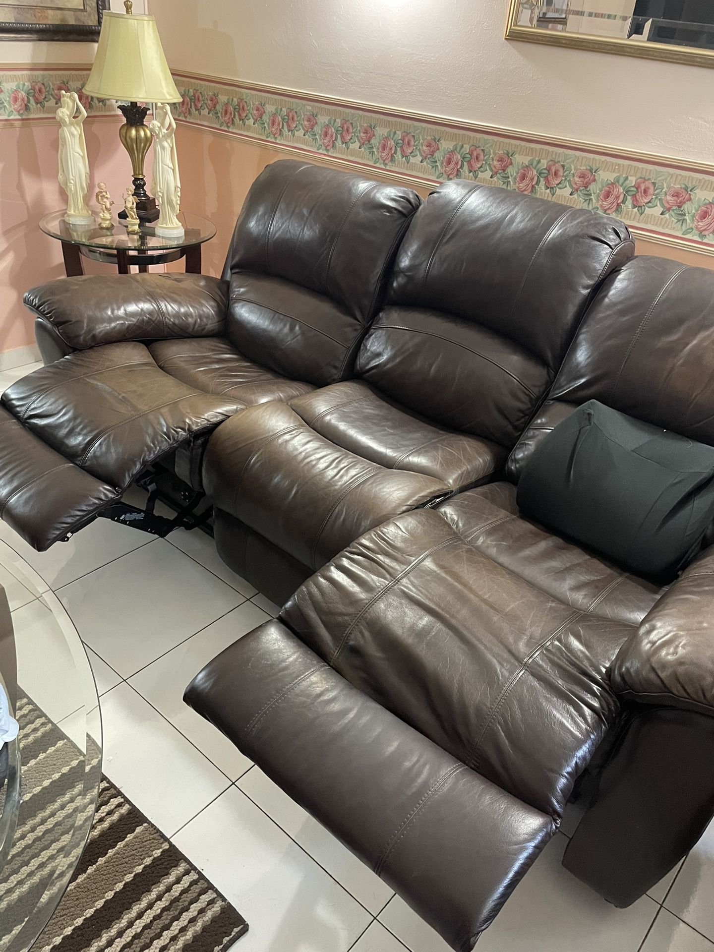 Electric Recliner Sofa With Usb Chargers