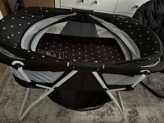 baby bassinet dream on me brand