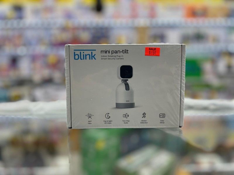 BLINK Mini Pan tilt Indoor Rotating Plug In Smart Security Camera