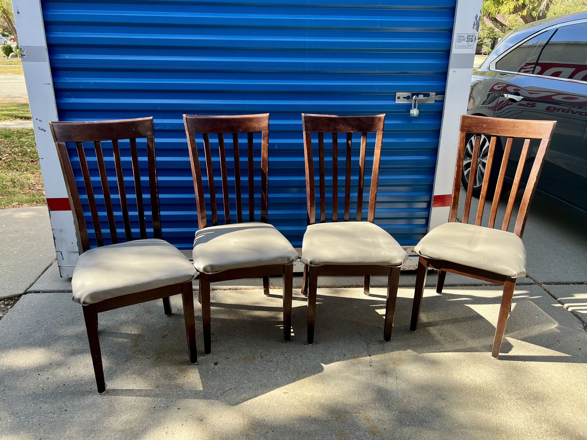 4 Wooden Dining Chairs