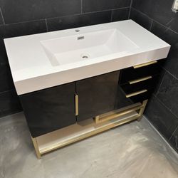 Brand New Vanity