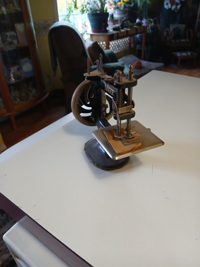 1910 Singe 20r Sewhandy