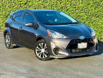 2015 Toyota Prius c