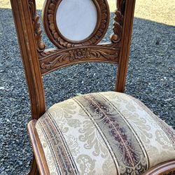2x Fancy Antique Chairs