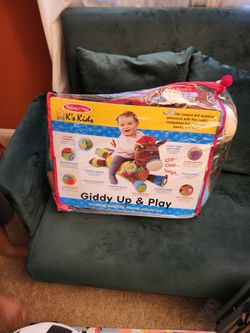 Melissa and Doug Giddy Up And Play