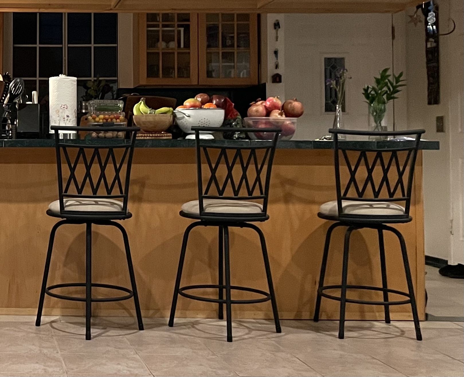 Set of 3 Swivel Bar Stools – Excellent Condition