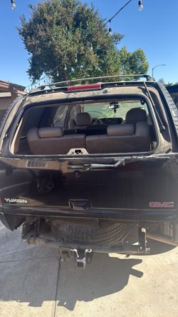 Tailgate Tahoe Yukon