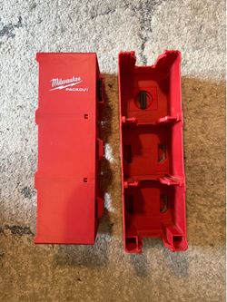 Milwaukee Packout 3x1 M18 Battery Rack