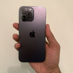 UNLOCKED IPHONE 14 PRO MAX / SERIOUS BUYERS ONLY 